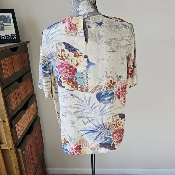 Vintage TESS 100% silk shirt Sz. M - Picture 2 of 7